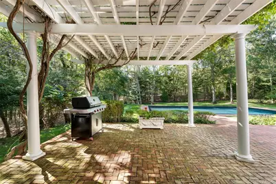 8 Mountain Laurel Lane, Southampton, NY 11968 - Photo 33