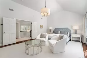 8 Mountain Laurel Ln, Southampton, NY 11968 - Photo 19