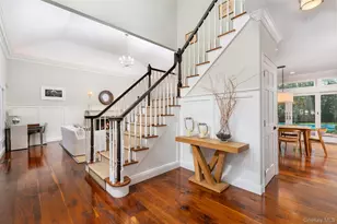 8 Mountain Laurel Ln, Southampton, NY 11968 - Photo 3