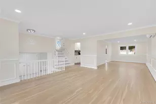 1554 Holiday Park Dr, Wantagh, NY 11793 - Photo 17