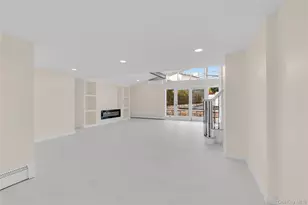 1554 Holiday Park Dr, Wantagh, NY 11793 - Photo 7