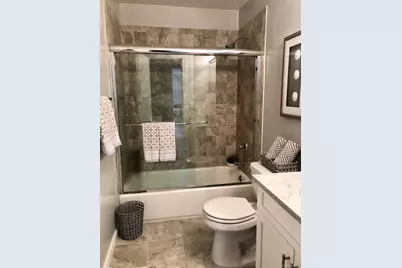 425 Newbridge Road #30, East Meadow, NY 11554 - Photo 9