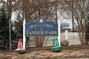 272 Baylawn Ave, Copiague, NY 11726 - Photo 29