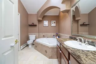 272 Baylawn Ave, Copiague, NY 11726 - Photo 15