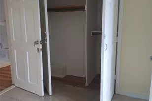 145-08 Hook Creek Blvd, Rosedale, NY 11422 - Photo 11