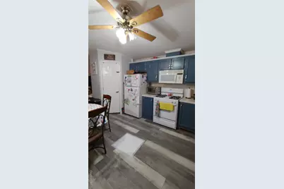 57 Mountain View Mobile Home Park, Stony Point, NY 10980 - Photo 5