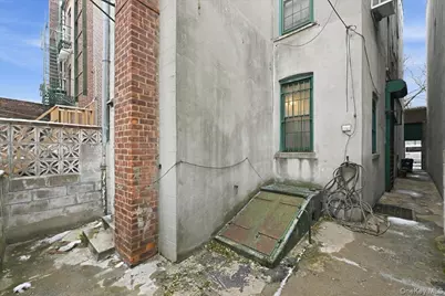 756 Woodward Avenue, Ridgewood, NY 11385 - Photo 41