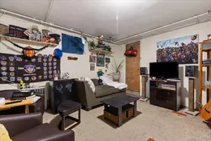 2761 Hering Ave, Bronx, NY 10469 - Photo 19