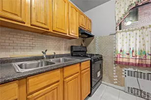 84-31 Van Wyck Expressway, Jamaica, NY 11435 - Photo 11