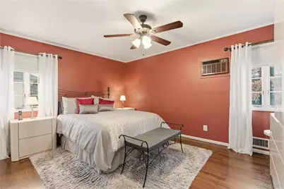 28 Garden Circle, Syosset, NY 11791 - Photo 13