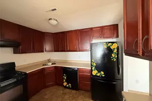 55 Pinebrook Pl, Bay Shore, NY 11706 - Photo 7