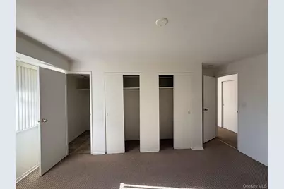 55 Pinebrook Place, Bay Shore, NY 11706 - Photo 11