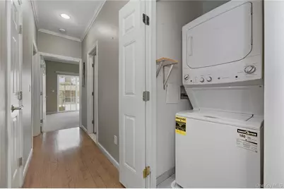 434 Autumn Drive, East Meadow, NY 11554 - Photo 15