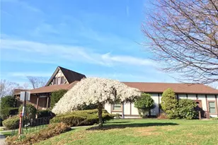 327 Sierra Vista Ln, Valley Cottage, NY 10989 - Photo 27