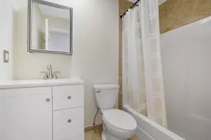 327 Sierra Vista Ln, Valley Cottage, NY 10989 - Photo 9