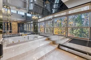 6 The Maples, Roslyn, NY 11576 - Photo 35