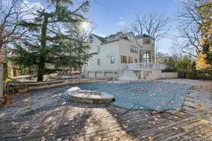 6 The Maples, Roslyn, NY 11576 - Photo 13