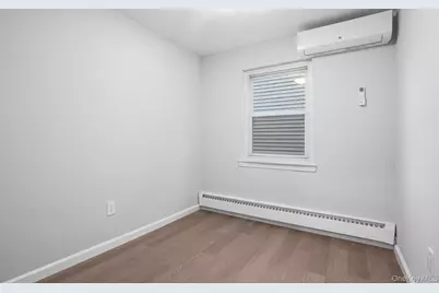 836 E 229th Street, Bronx, NY 10466 - Photo 13