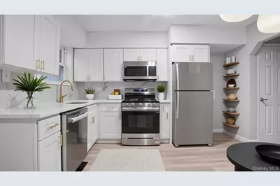 836 E 229th Street, Bronx, NY 10466 - Photo 3