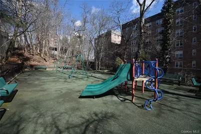 2 Sadore Lane #6R, Yonkers, NY 10710 - Photo 9