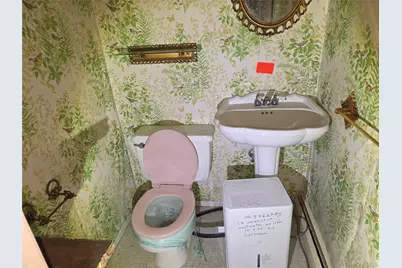 38 Amherst Court, Huntington, NY 11743 - Photo 15