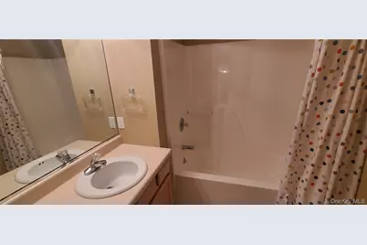 106 Crystal Hill Lane #106, Poughkeepsie, NY 12603 - Photo 11