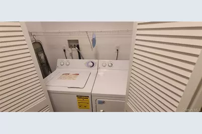 106 Crystal Hill Lane #106, Poughkeepsie, NY 12603 - Photo 9