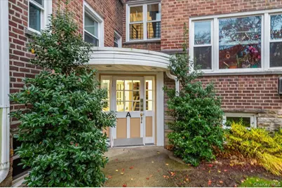 600 Pelham Road #A2D, New Rochelle, NY 10805 - Photo 3