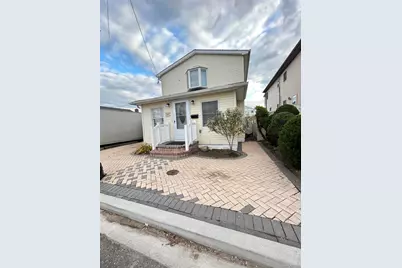 3680 Naomi Street, Seaford, NY 11783 - Photo 3