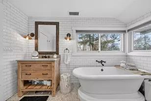 18 Lambert Ln, New Rochelle, NY 10804 - Photo 35