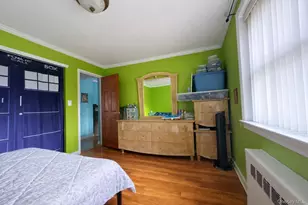 6 W Mill Dr, Great Neck, NY 11021 - Photo 13