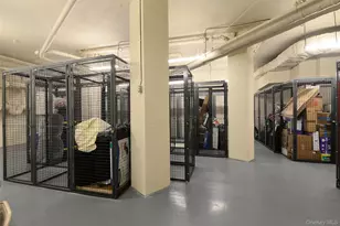 85-15 Main St, Briarwood, NY 11435 - Photo 17