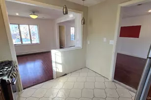 130-57 233rd St, Rosedale, NY 11422 - Photo 9