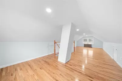 172 Juanita Avenue, Freeport, NY 11520 - Photo 15