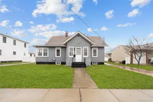 172 Juanita Ave, Freeport, NY 11520 - Photo 3