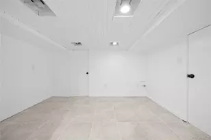 172 Juanita Ave, Freeport, NY 11520 - Photo 21