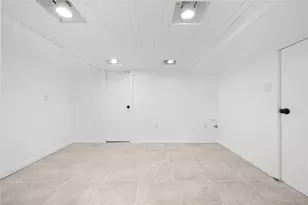 172 Juanita Ave, Freeport, NY 11520 - Photo 25