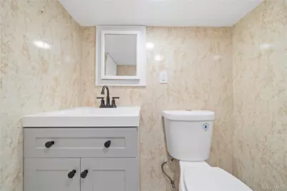 172 Juanita Avenue, Freeport, NY 11520 - Photo 23