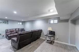 1065 Carroll St, Brooklyn, NY 11225 - Photo 15