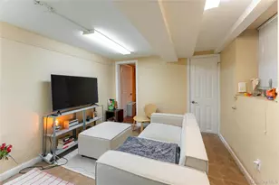 1065 Carroll St, Brooklyn, NY 11225 - Photo 11