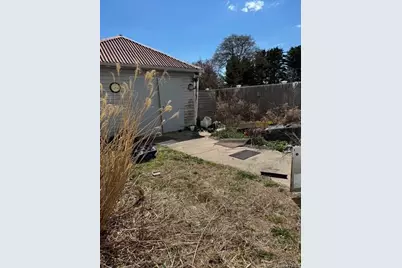 122 Manor Drive, Brookhaven, NY 11967 - Photo 5
