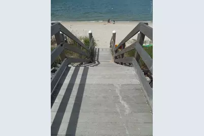 4 Oakhurst Road, Hampton Bays, NY 11946 - Photo 3