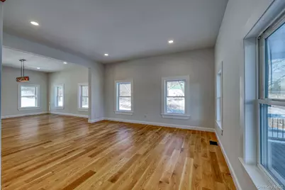 133 W Mombasha Road, Monroe, NY 10950 - Photo 11