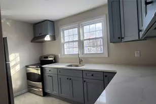 192 Cypress Dr, Mastic Beach, NY 11951 - Photo 9