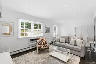 26 Layton Ave, Southampton, NY 11968 - Photo 3