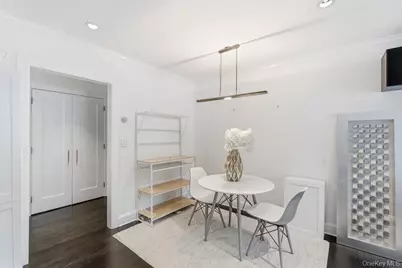 26 Layton Avenue #8, Southampton, NY 11968 - Photo 7