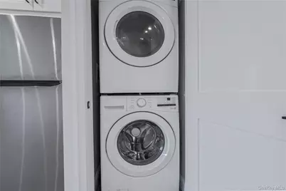 110 School Street #2, Glen Cove, NY 11542 - Photo 5