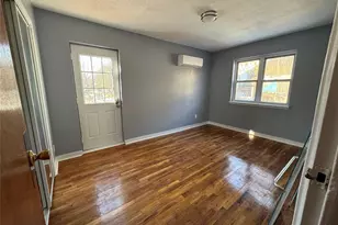 74-09 85th Rd, Woodhaven, NY 11421 - Photo 5