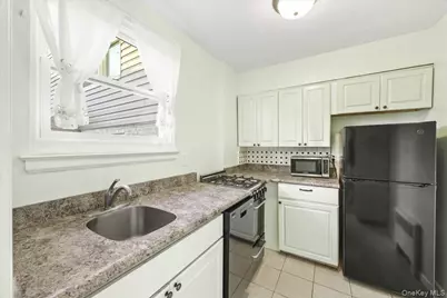 81L Glen Keith Road #81L, Glen Cove, NY 11542 - Photo 9