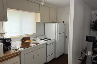 89 Manor Dr, Shirley, NY 11967 - Photo 15